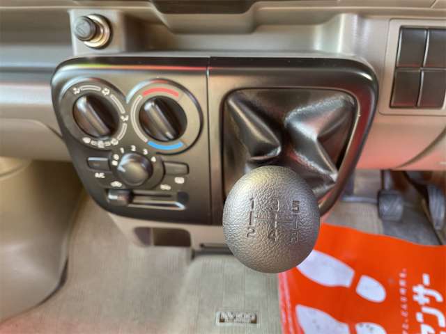 日産 ＮＶ１００クリッパー ６６０ ＤＸ ハイルーフ ４ＷＤ R1年 (九州・沖縄) 99