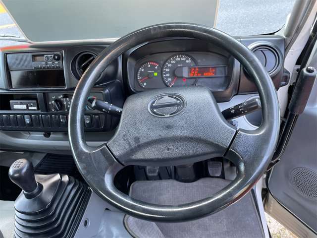 日野自動車 デュトロ ３Ｔダンプ H26年 (九州・沖縄) 99