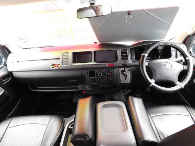トヨタ ハイエースバン キャンピング H22年 (九州・沖縄) 99