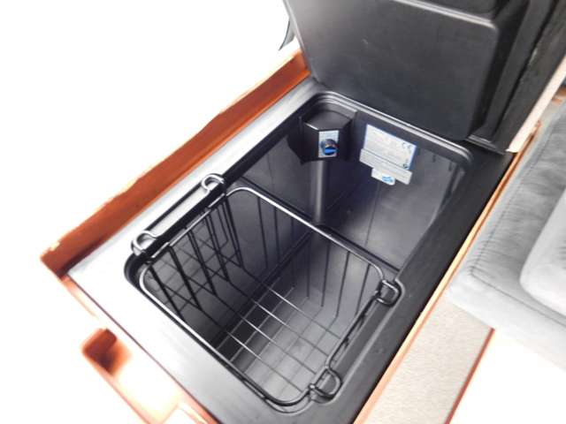 トヨタ ハイエースバン キャンピング H22年 (九州・沖縄) 99