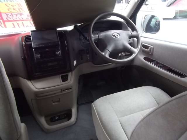 トヨタ グランドハイエース キャンピング Ｉ'Ｍ ＣＲＡＦＴ５９０ＴＯＵＲＩＮＧ H14年 (九州・沖縄) 99