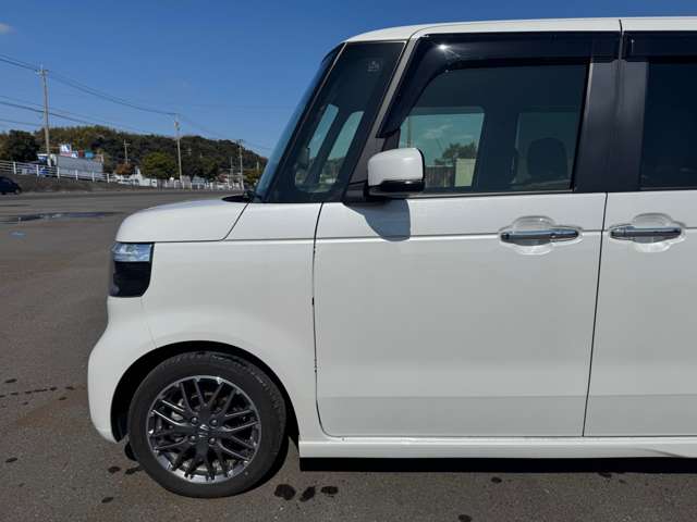 ホンダ Ｎ　ＢＯＸ カスタム ６６０ ターボ R5年 (九州・沖縄) 99