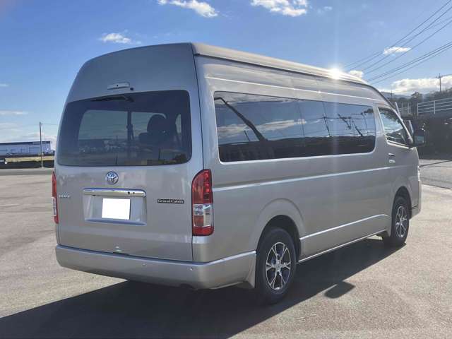 トヨタ ハイエースワゴン ２．７ グランドキャビン ４ＷＤ R7年 (九州・沖縄) 99