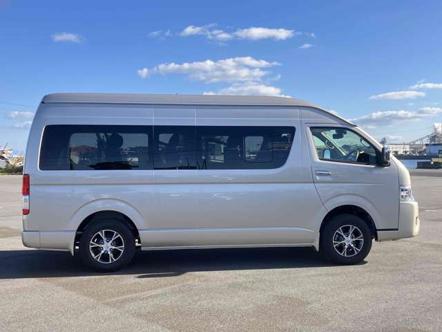 トヨタ ハイエースワゴン ２．７ グランドキャビン ４ＷＤ R7年 (九州・沖縄) 99