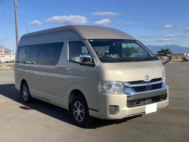 トヨタ ハイエースワゴン ２．７ グランドキャビン ４ＷＤ R7年 (九州・沖縄) 99
