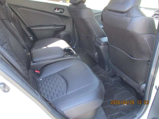 トヨタ プリウスＰＨＶ １．８ Ｓ セーフティ プラス H30年 (九州・沖縄) 99