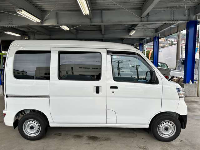 ダイハツ ハイゼットカーゴ ６６０ デラックス ＳＡＩＩＩ ハイルーフ R4年 (九州・沖縄) 99
