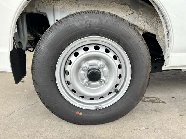 ダイハツ ハイゼットカーゴ ６６０ デラックス ＳＡＩＩＩ ハイルーフ R4年 (九州・沖縄) 99