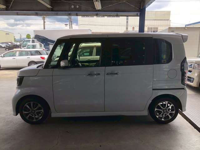 ホンダ Ｎ　ＢＯＸ カスタム ６６０ Ｌ R4年 (九州・沖縄) 99