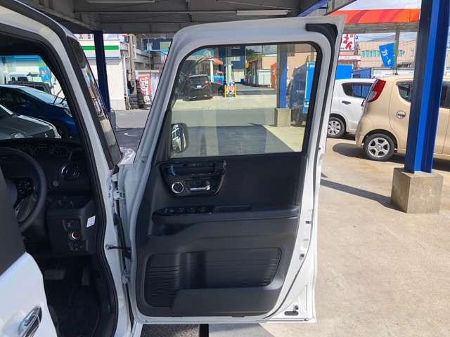 ホンダ Ｎ　ＢＯＸ カスタム ６６０ Ｌ R4年 (九州・沖縄) 99
