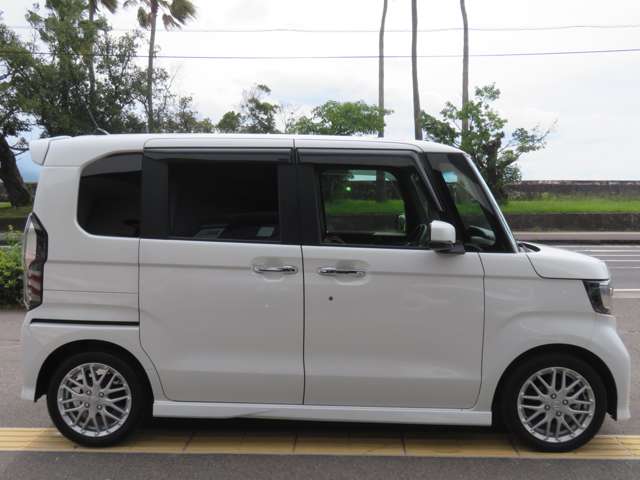 ホンダ Ｎ　ＢＯＸ カスタム ６６０ Ｌ ターボ R3年 (九州・沖縄) 99