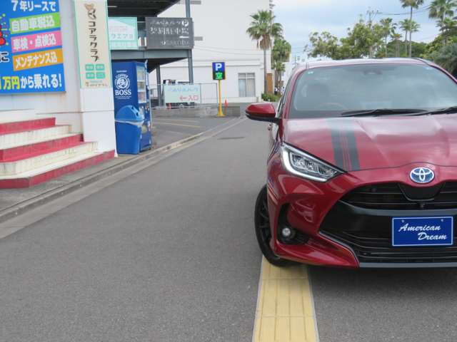 トヨタ ヤリス １．５ ハイブリッド Ｚ Ｅ－ＦＯＵＲ ４ＷＤ R2年 (九州・沖縄) 99