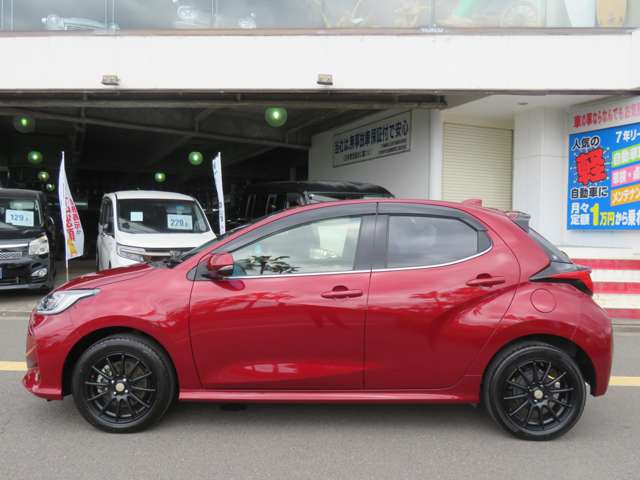 トヨタ ヤリス １．５ ハイブリッド Ｚ Ｅ－ＦＯＵＲ ４ＷＤ R2年 (九州・沖縄) 99