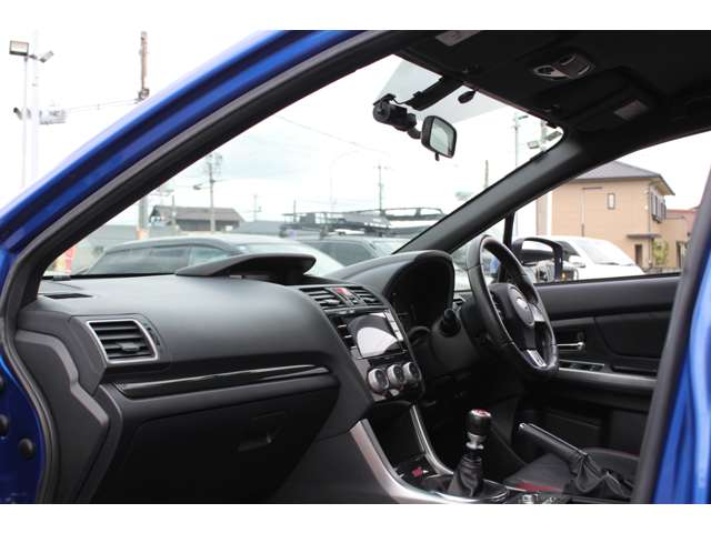 スバル ＷＲＸ　ＳＴＩ ＳＴＩ ２．０ タイプＳ ４ＷＤ H26年 (東海) 99