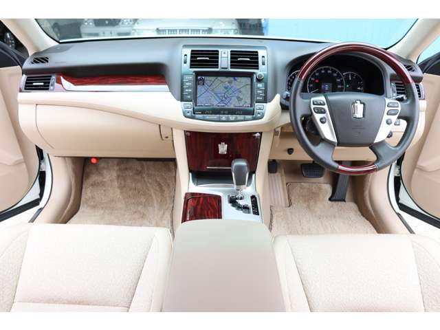 トヨタ クラウン ３．０ ロイヤルサルーンＧ H23年 (東海) 99