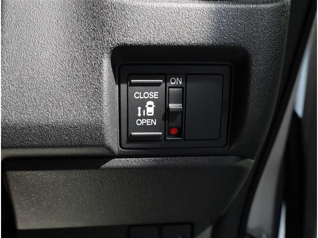 ホンダ Ｎ　ＢＯＸ カスタム ６６０ R8年 (東海) 99