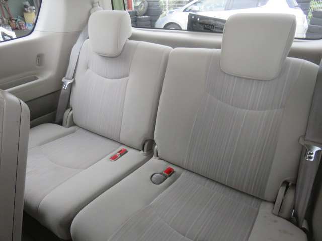 日産 セレナ ２．０ ２０Ｇ ４ＷＤ H23年 (東海) 99