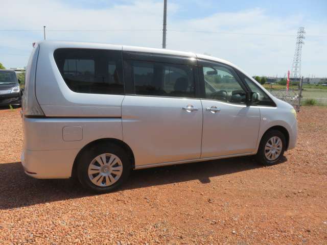 日産 セレナ ２．０ ２０Ｓ H25年 (東海) 99