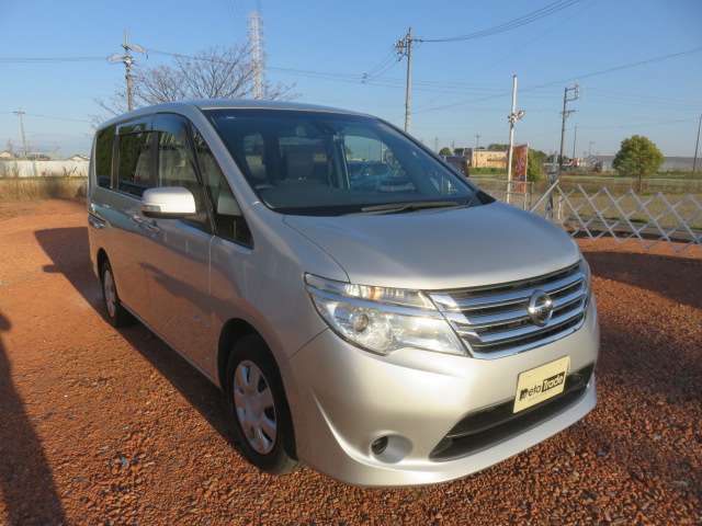 日産 セレナ ２．０ ２０Ｇ Ｓ－ＨＹＢＲＩＤ H26年 (東海) 99