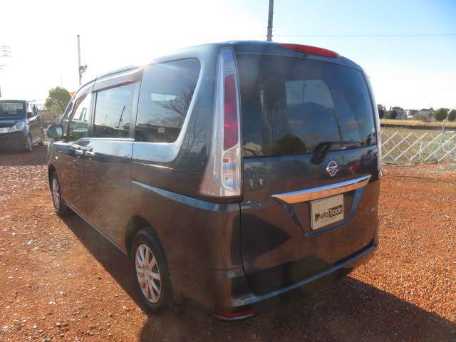 日産 セレナ ２．０ ２０Ｘ ４ＷＤ H23年 (東海) 99
