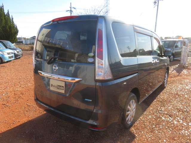 日産 セレナ ２．０ ２０Ｘ ４ＷＤ H23年 (東海) 99