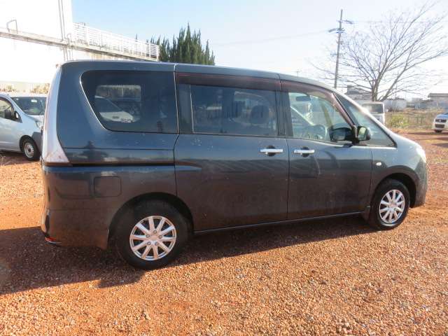 日産 セレナ ２．０ ２０Ｘ ４ＷＤ H23年 (東海) 99