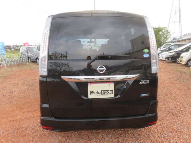 日産 セレナ ２．０ ハイウェイスター Ｓ－ＨＹＢＲＩＤ Ｖセレクション H25年 (東海) 99