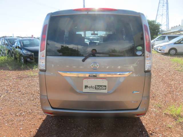 日産 セレナ ２．０ ２０Ｘ H24年 (東海) 99