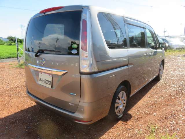 日産 セレナ ２．０ ２０Ｘ H24年 (東海) 99
