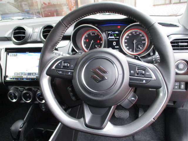 スズキ スイフト １．２ ハイブリッド ＲＳ R5年 (東海) 99