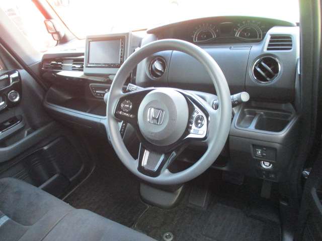 ホンダ Ｎ　ＢＯＸ カスタム ６６０ Ｌ R3年 (東海) 99