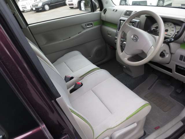 ダイハツ ムーヴ　コンテ ６６０ Ｘ H26年 (東海) 99
