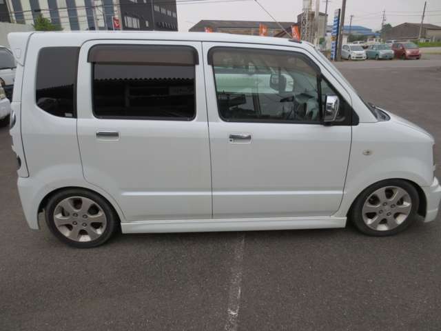 マツダ ＡＺ−ワゴン ６６０ ＲＲ－ＤＩ ４ＷＤ H17年 (東海) 99