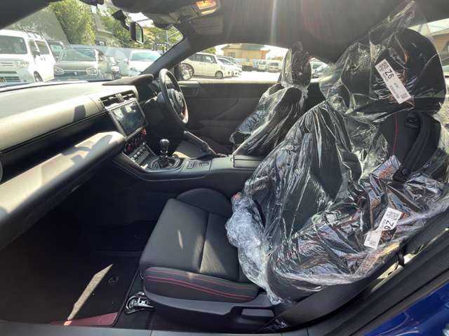 スバル ＢＲＺ ２．４ ＳＴＩスポーツ タイプ ＲＡ ウィズ リヤスポイラー R8年 (東海) 99