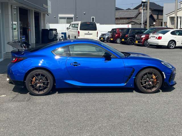 スバル ＢＲＺ ２．４ ＳＴＩスポーツ タイプ ＲＡ ウィズ リヤスポイラー R8年 (東海) 99