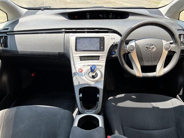 トヨタ プリウス １．８ Ｓ H25年 (東海) 99