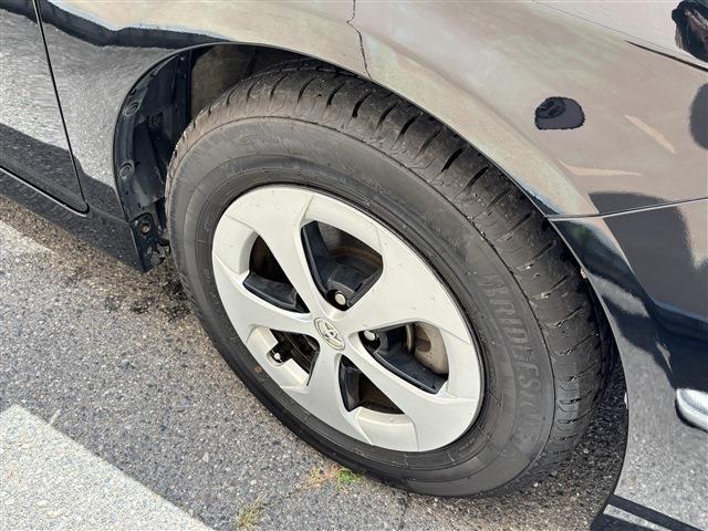 トヨタ プリウス １．８ Ｓ H25年 (東海) 99