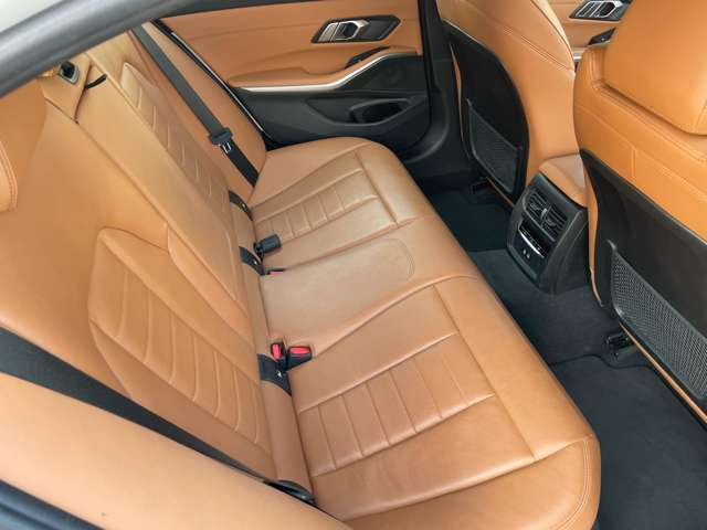 ＢＭＷ ３シリーズ ３２０Ｄ Ｘドライブ Ｍスポーツ ディーゼルターボ ４ＷＤ R3年 (東海) 99