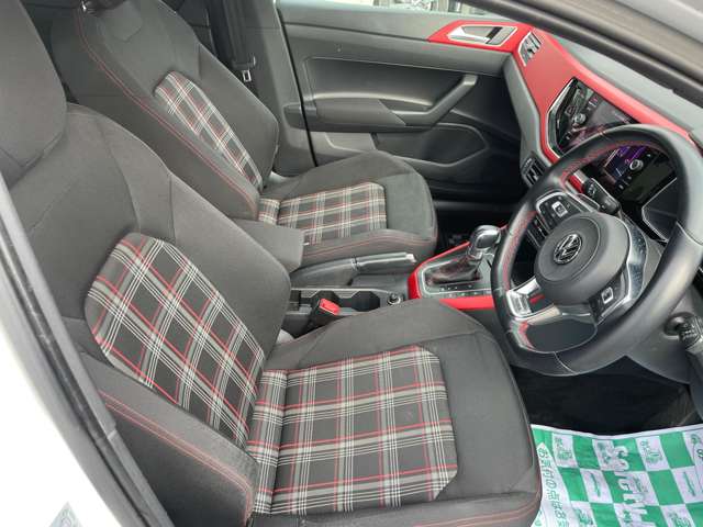 フォルクスワーゲン ポロ　ＧＴＩ ＧＴＩ R1年 (東海) 99