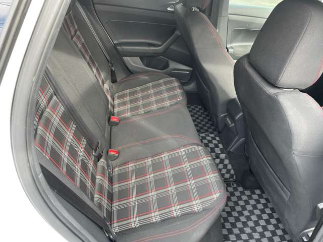 フォルクスワーゲン ポロ　ＧＴＩ ＧＴＩ R1年 (東海) 99