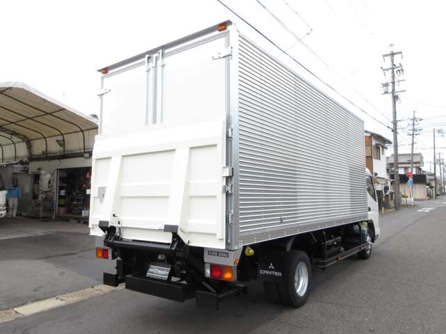 三菱フソウ キャンター パネルバン H19年 (東海) 99