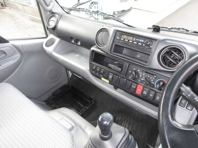 トヨタ ダイナ パネルウイング H25年 (東海) 99