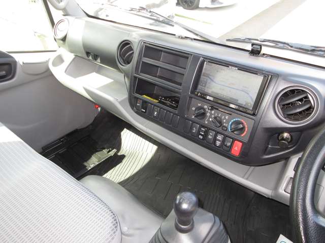 トヨタ トヨエース アルミバン R1年 (東海) 99