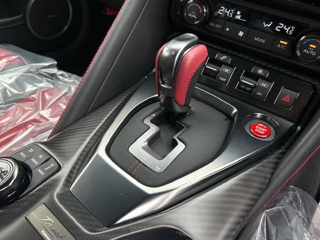日産 ＧＴ−Ｒ ３．８ トラックエディション ＥＮＧＩＮＥＥＲＥＤ ＢＹ ＮＩＳＭＯ ４ＷＤ R4年 (東海) 99