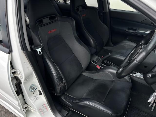 三菱 ランサー ２．０ ＧＳＲ ＩＸ ４ＷＤ H17年 (東海) 99