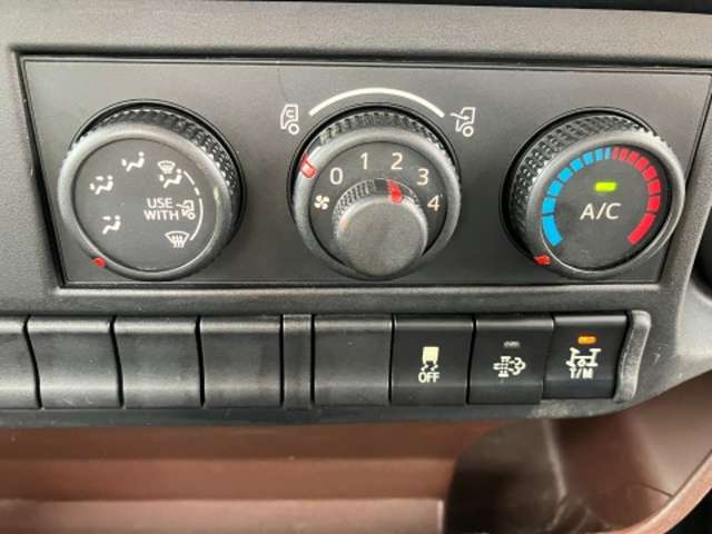 日野自動車 レンジャー ４段クレーン H30年 (東海) 99