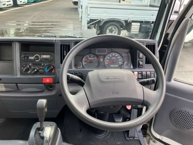 いすゞ エルフ ３．０ＤＴ H27年 (東海) 99
