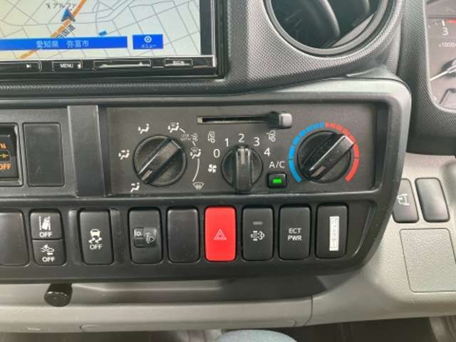 日野自動車 デュトロ ４．０ＤＴ R4年 (東海) 99