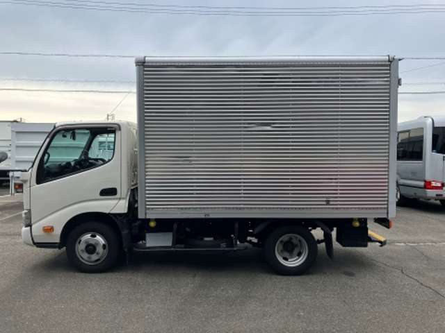 日野自動車 デュトロ ４．０ＤＴ R4年 (東海) 99