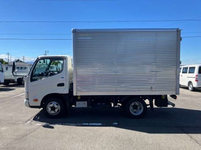 日野自動車 デュトロ ４．０ＤＴ R4年 (東海) 99